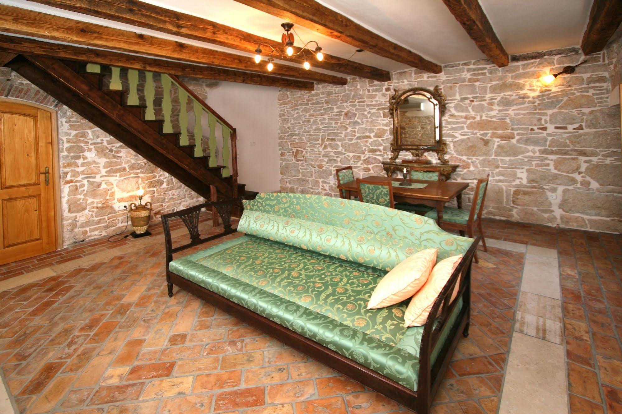 Kastel Kastelir Bed & Breakfast Bagian luar foto