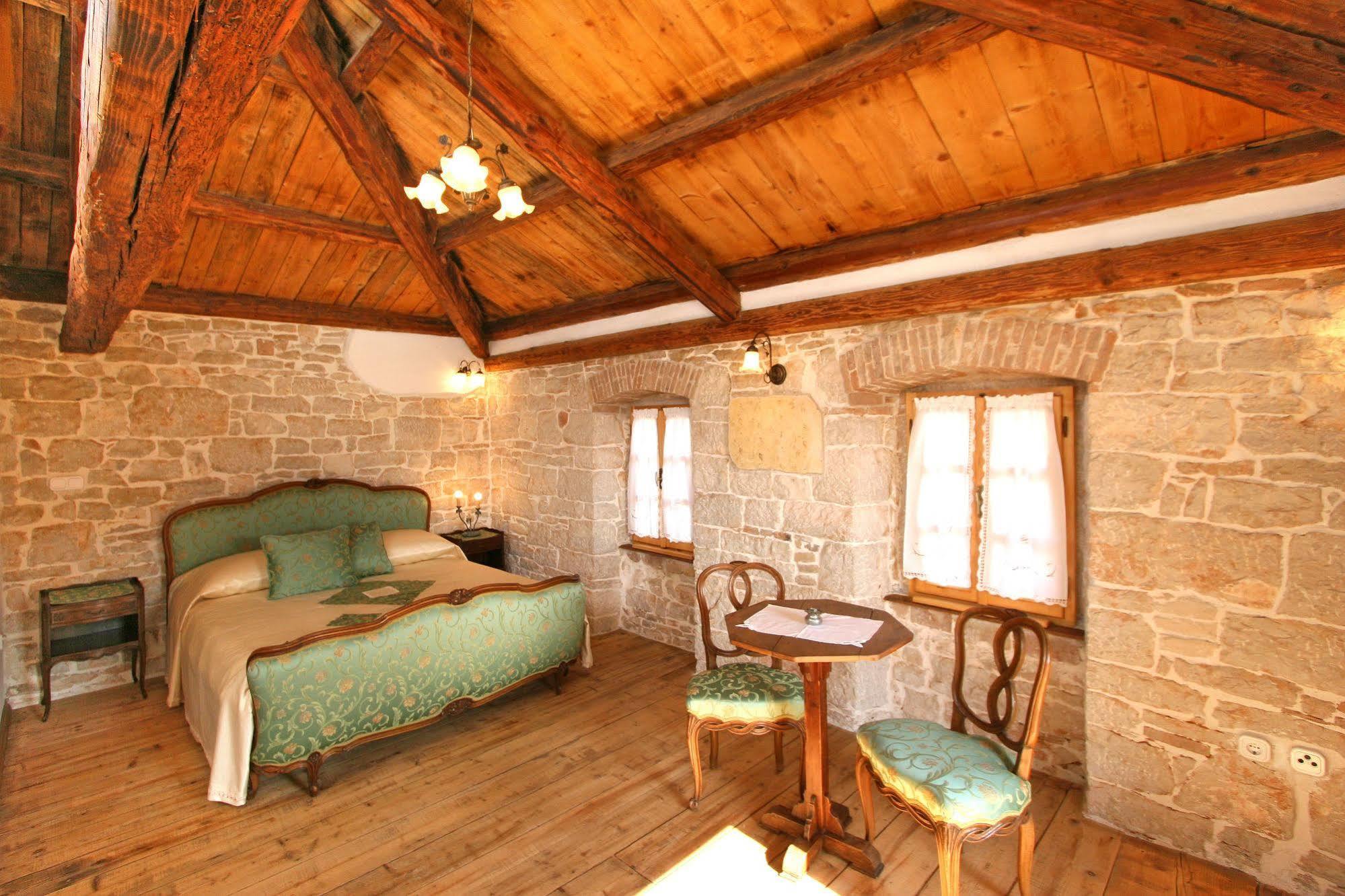 Kastel Kastelir Bed & Breakfast Bagian luar foto